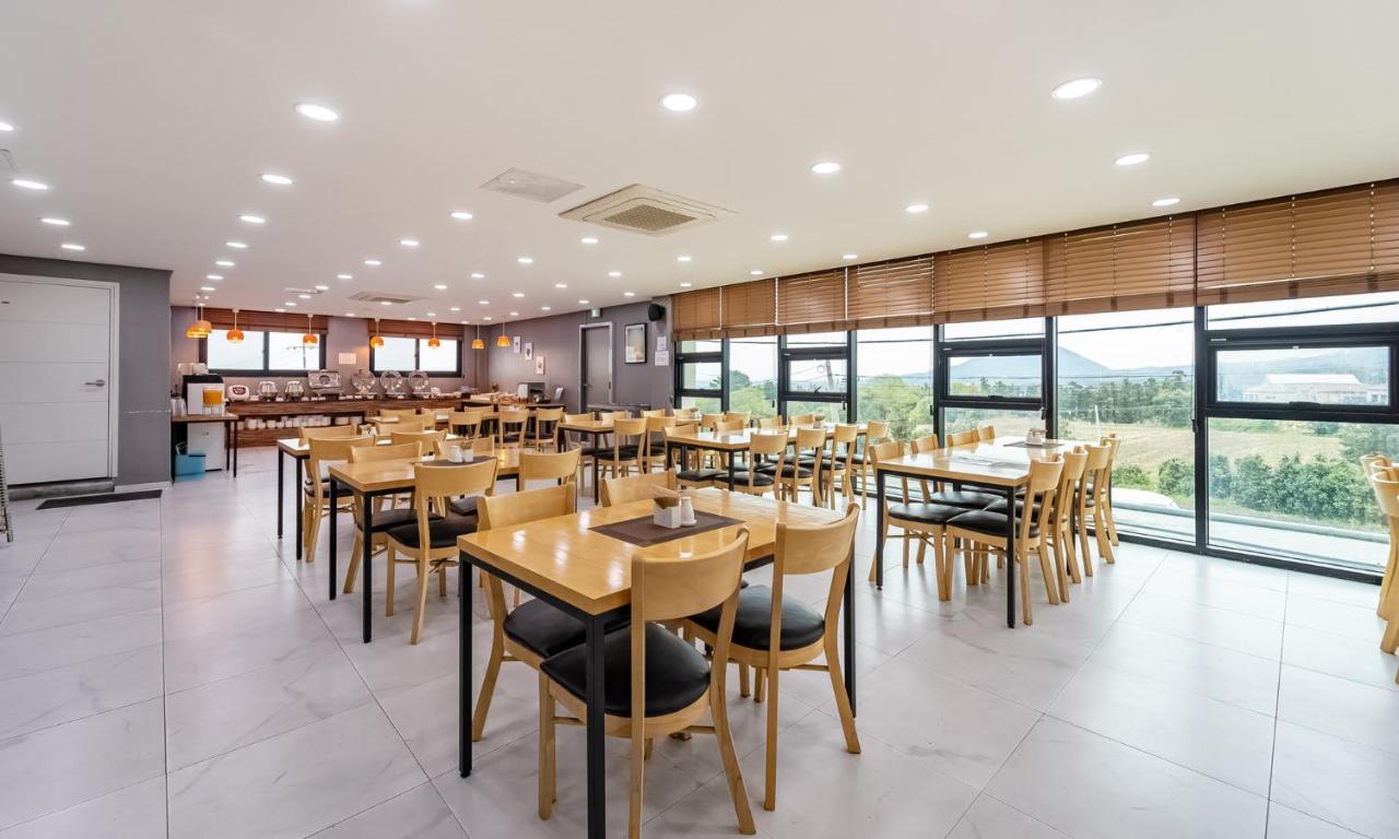 Pool And Villa Sorang Jeju Exterior photo
